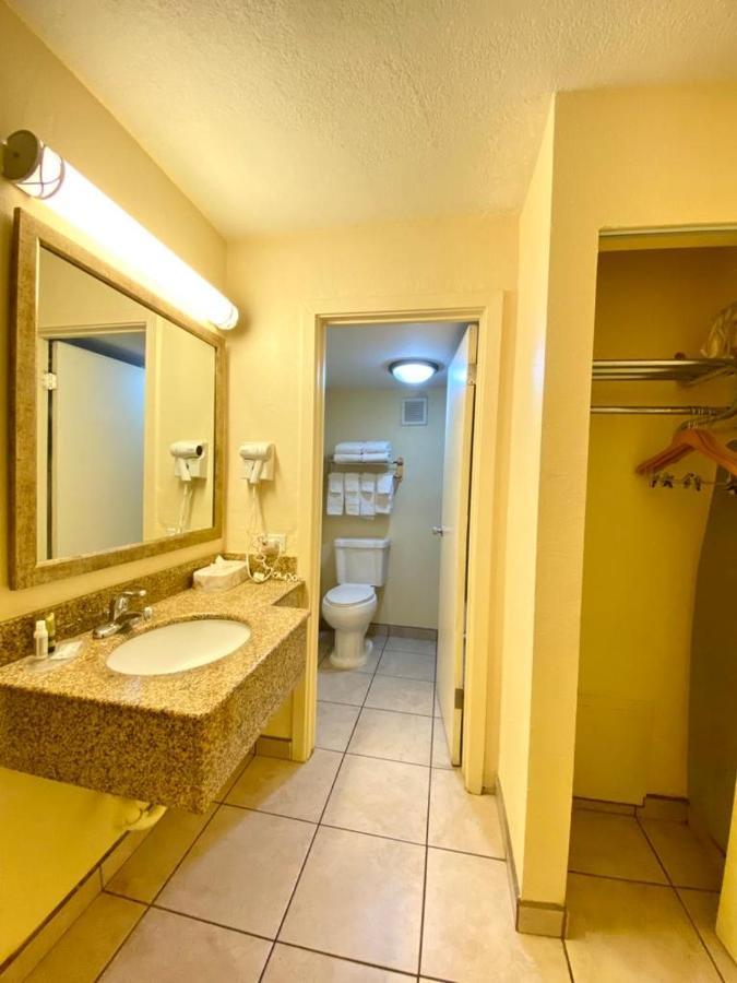 Ocotillo Inn 埃尔森特罗 外观 照片