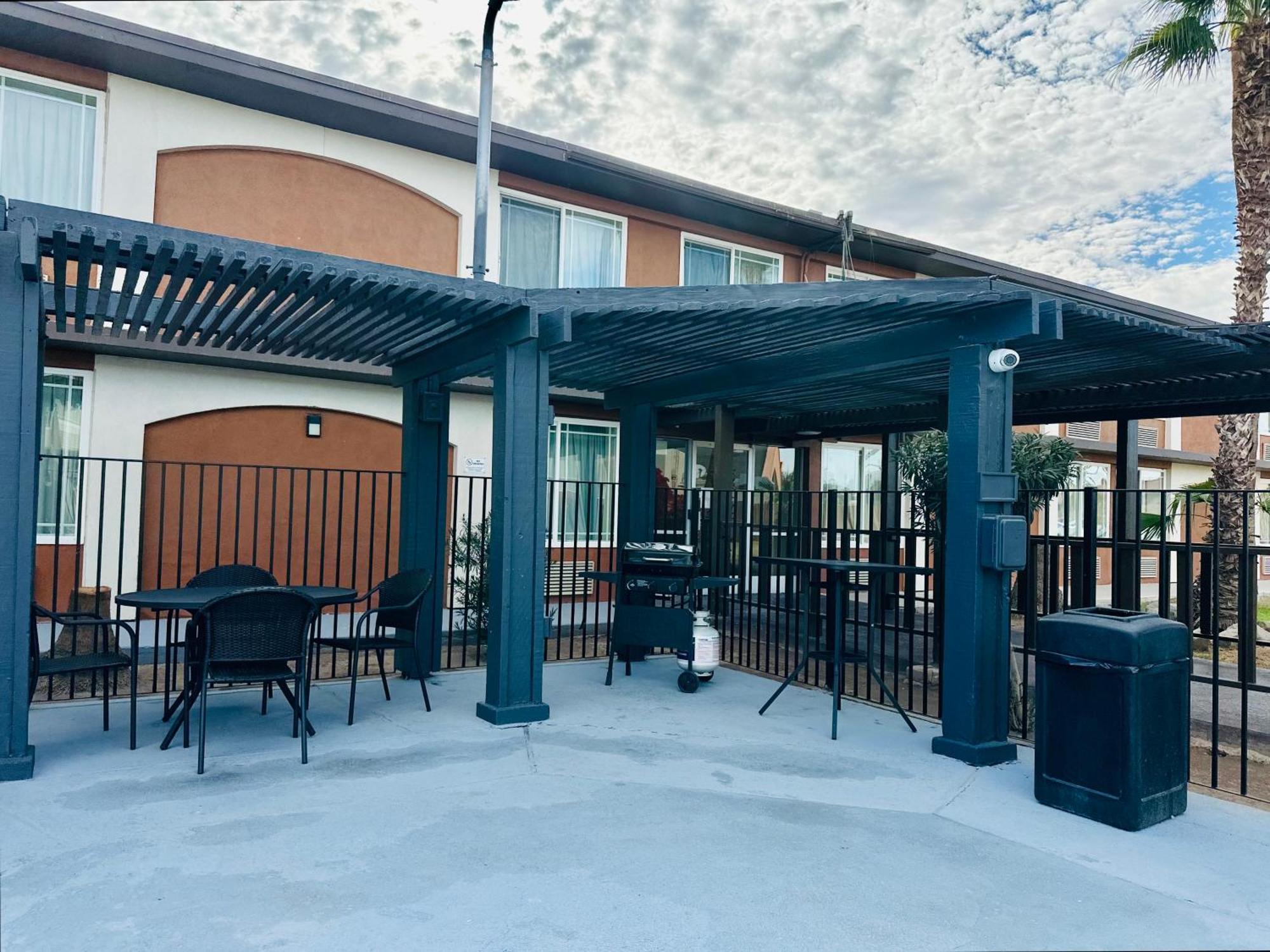 Ocotillo Inn 埃尔森特罗 外观 照片